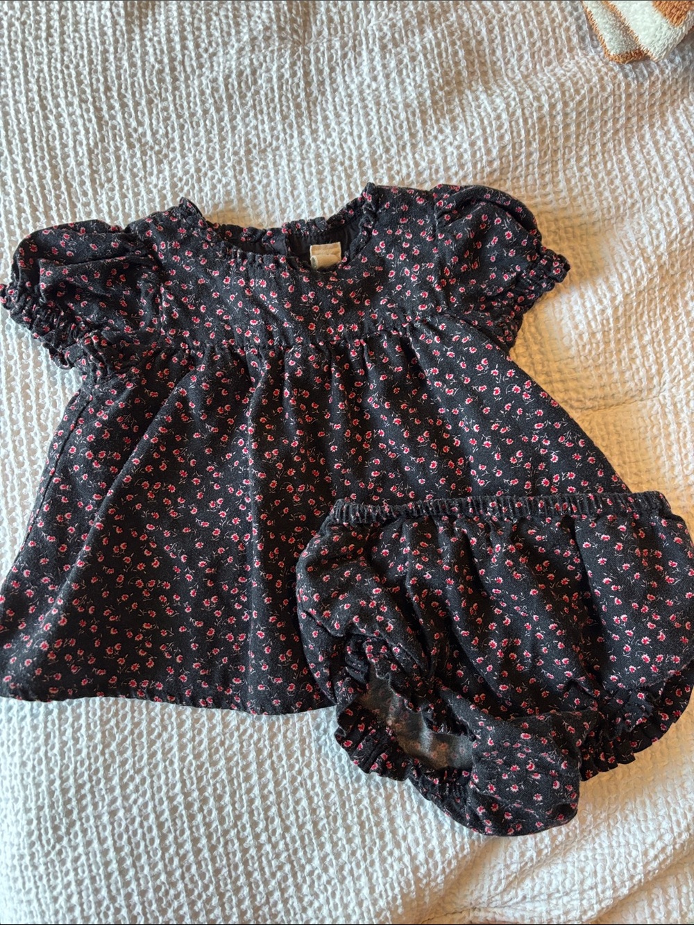 Baby GAP Black & Pink Floral Print Set